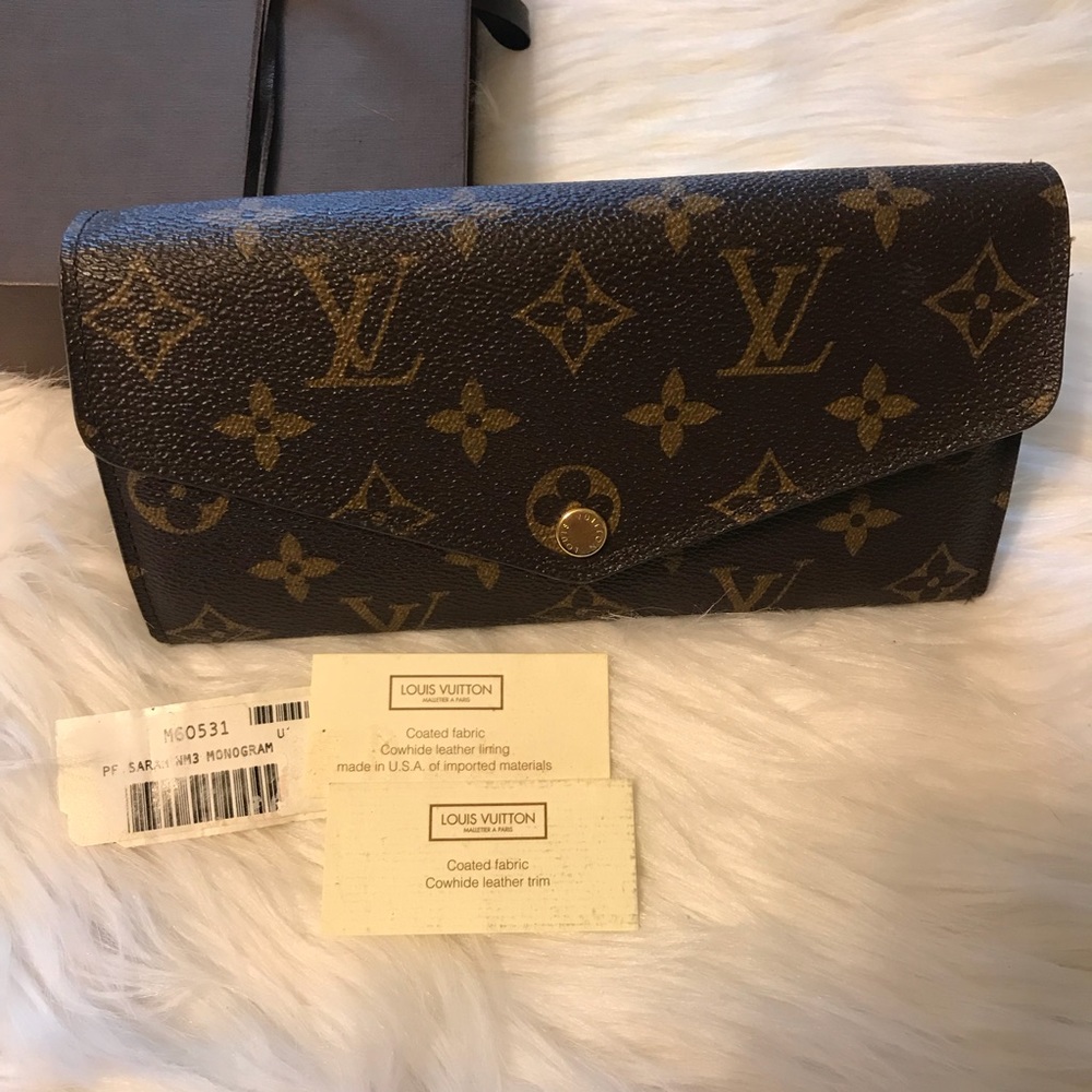 Louis Vuitton Sarah Wallet